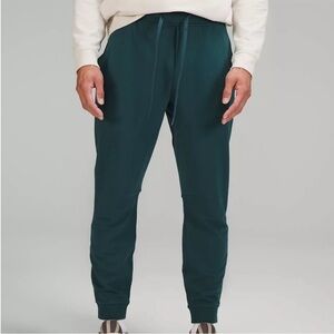 Lululemon City Sweat Jogger Sweatpants in Green Jasper Size Medium